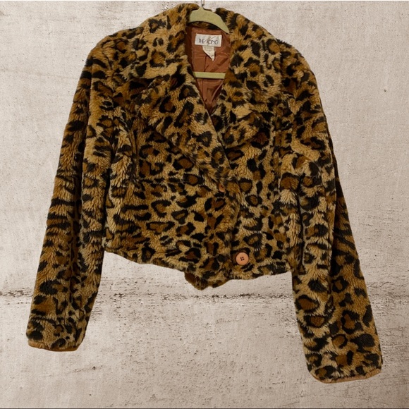 Vintage 90s fuzzy faux fur cropped chunky jacket S leopard cheetah - Picture 3 of 12